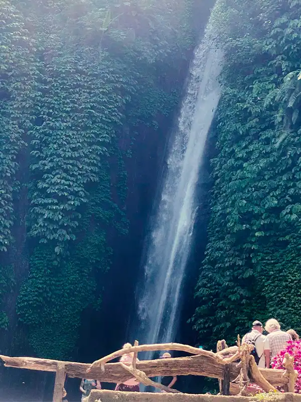 Kerta Gosa Royal Court of Justice, Klungkung Palace Bali, Balinese architecture heritage, historical site East Bali, ceiling painting of Kerta Gosa, ancient justice hall Bali, traditional Balinese royal court, must-visit cultural attraction in Bali, East Bali history tour, Bali temple and palace tour